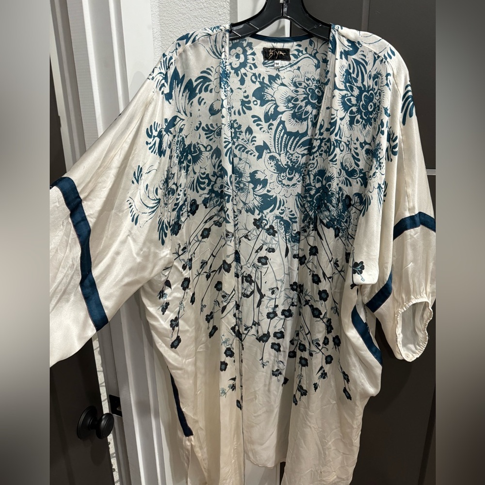 Johnny Was Silk White/Teal Blue Floral Kimono